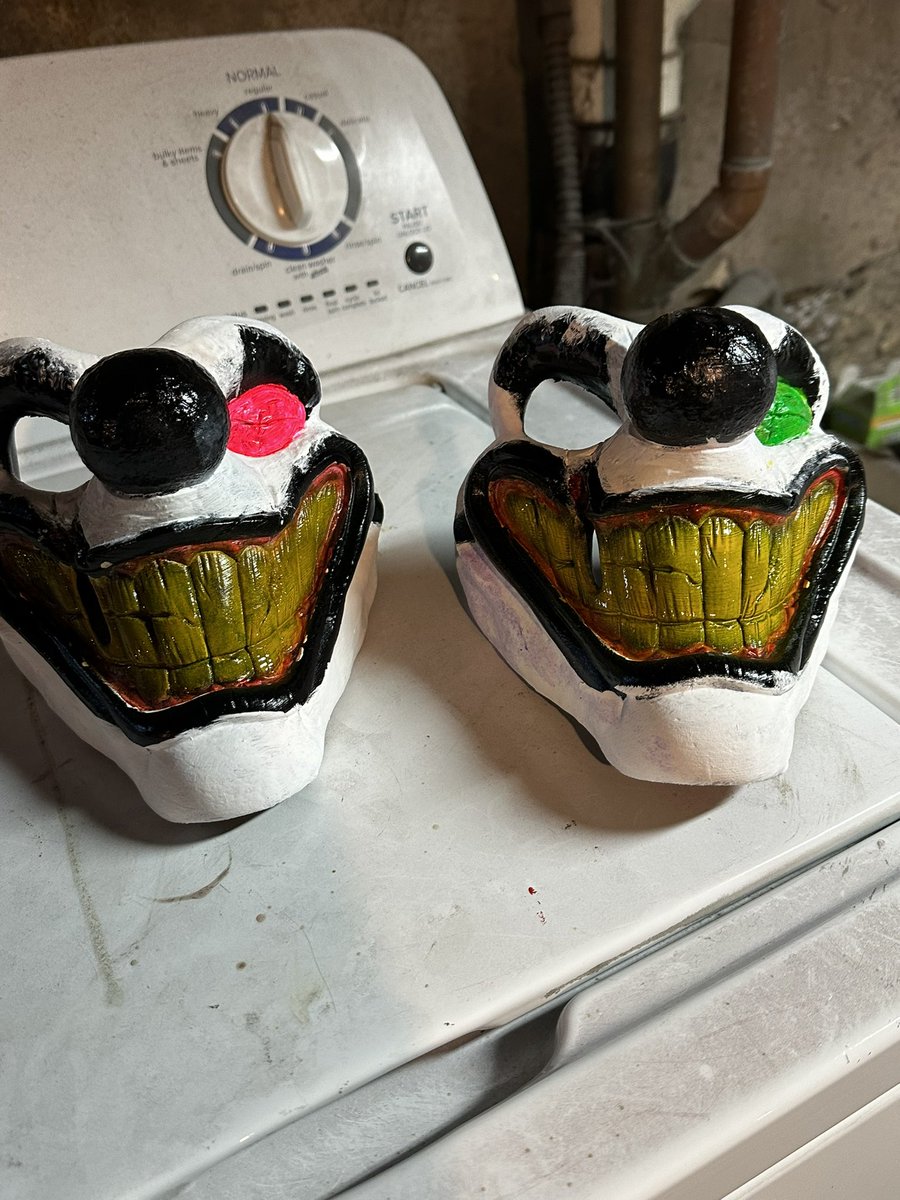 2nd coat of paint on the teeth ✅. Still a lot of work to do .