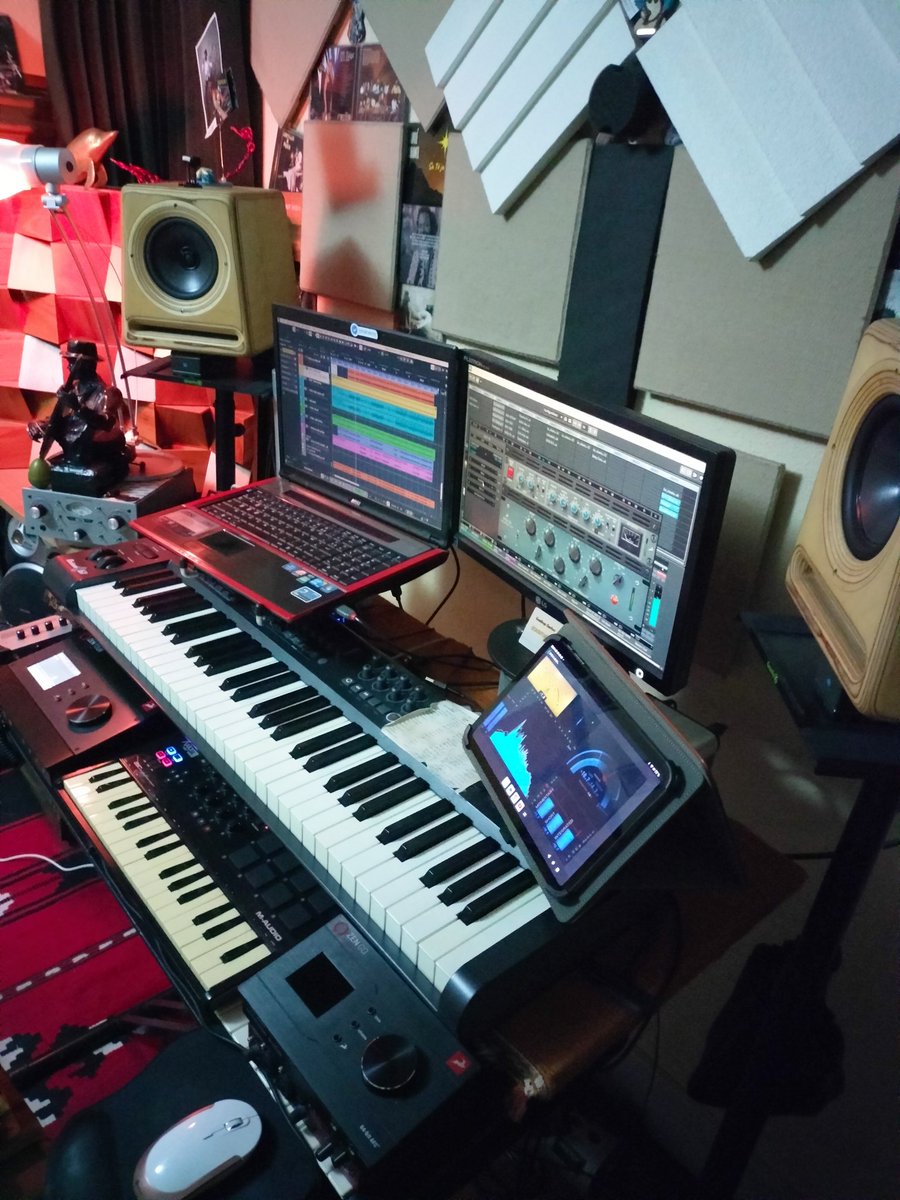 Flexihomestudio's tweet image. En mode mix in progres by night at Flexi'Studio 🎵🎶🎼🌈
#cubasepro #antelopezentour #decibel #processaudio #prosodiaaudio #maudio #ATHM50X #Sonarworks