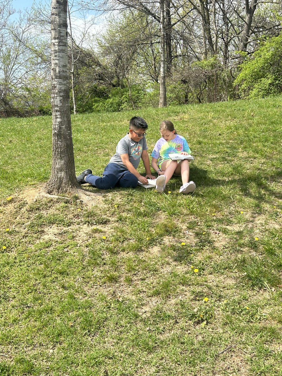 Ms.Bidgood tweet media