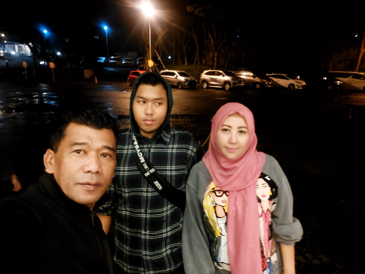 syarif_feb's tweet photo. Buka puasa bersama LPPM Unmer Malang https://t.co/rA04CBXedo