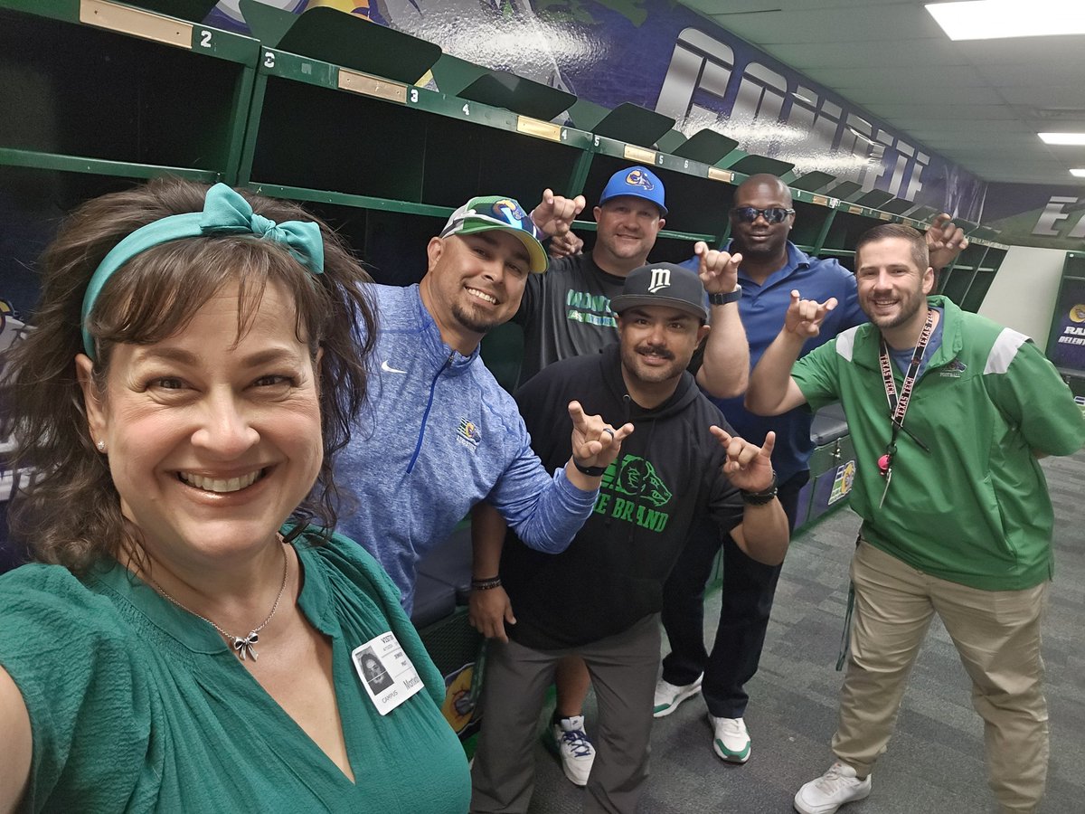 💚🏈💙 Please help support the Montwood HS Football Spring 24 Fundraiser by donating or sharing vraise.org/zySTcX @VerticalRaise @MontwoodHS @MontwoodFB @Coachrangel_MHS @Coach_RochaMHS @Lucero_SliderMS @Montwood_HS