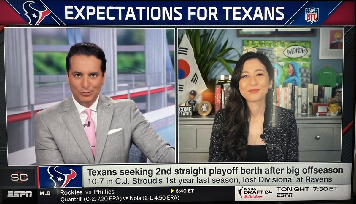 AAJAsports's tweet photo. #AAPIreppin back 2 back 2 back on @espn @SportsCenter and we love to see it!! 👏👏👏

In a span of a few minutes, in the same block, @KevinNegandhi tossed to a story by @MicheleSteele and then right after that, Kevin chatted with @minakimes booooomshakalakaaaaa https://t.co/MNPqjYIxYo