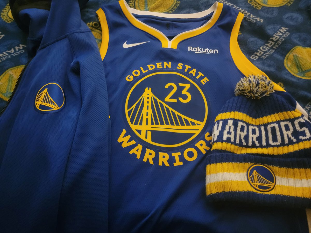 _GSW4Life's tweet photo. See y'all at Thrive City tomorrow π€ #DubNation #MakeEmLook https://t.co/n2pmtNAA1O