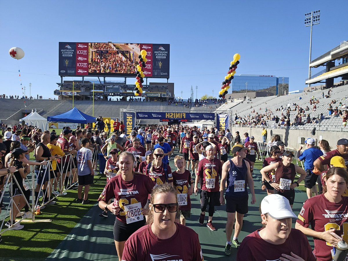CCDAZ's tweet image. Another great year at THE 20TH ANNUAL PAT’S RUN ! 🍺🏃🏻🏃🏽‍♀️