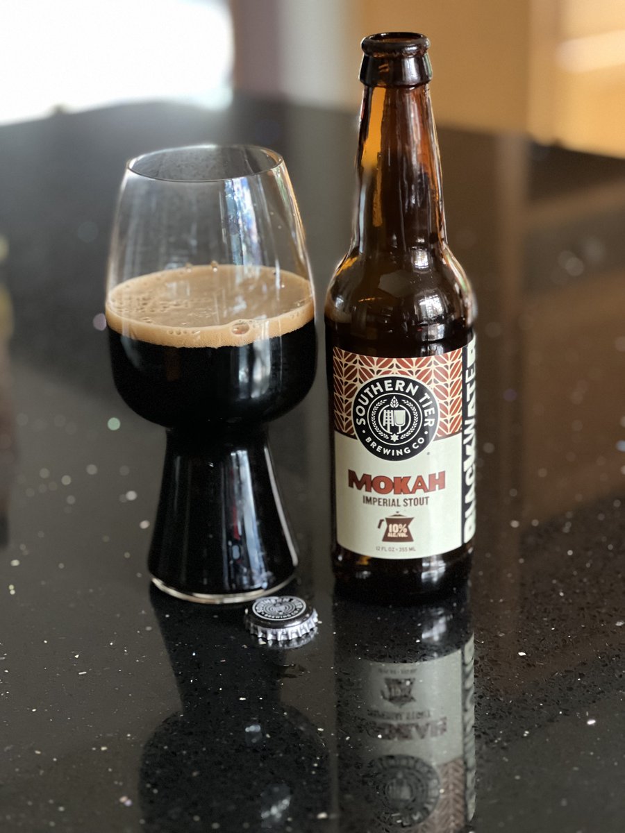 pejacoby's tweet image. Meeting meeting meeting MOKAH!  #stoutMonday was back to back so the evening will be back to black.

@stbcbeer #southernTier Mokah Blackwater imperial #stout has creamy milk stout mouth feel with malty chocolate notes and a light coffee finish.

Very nice! #itsAlwaysStoutSeason