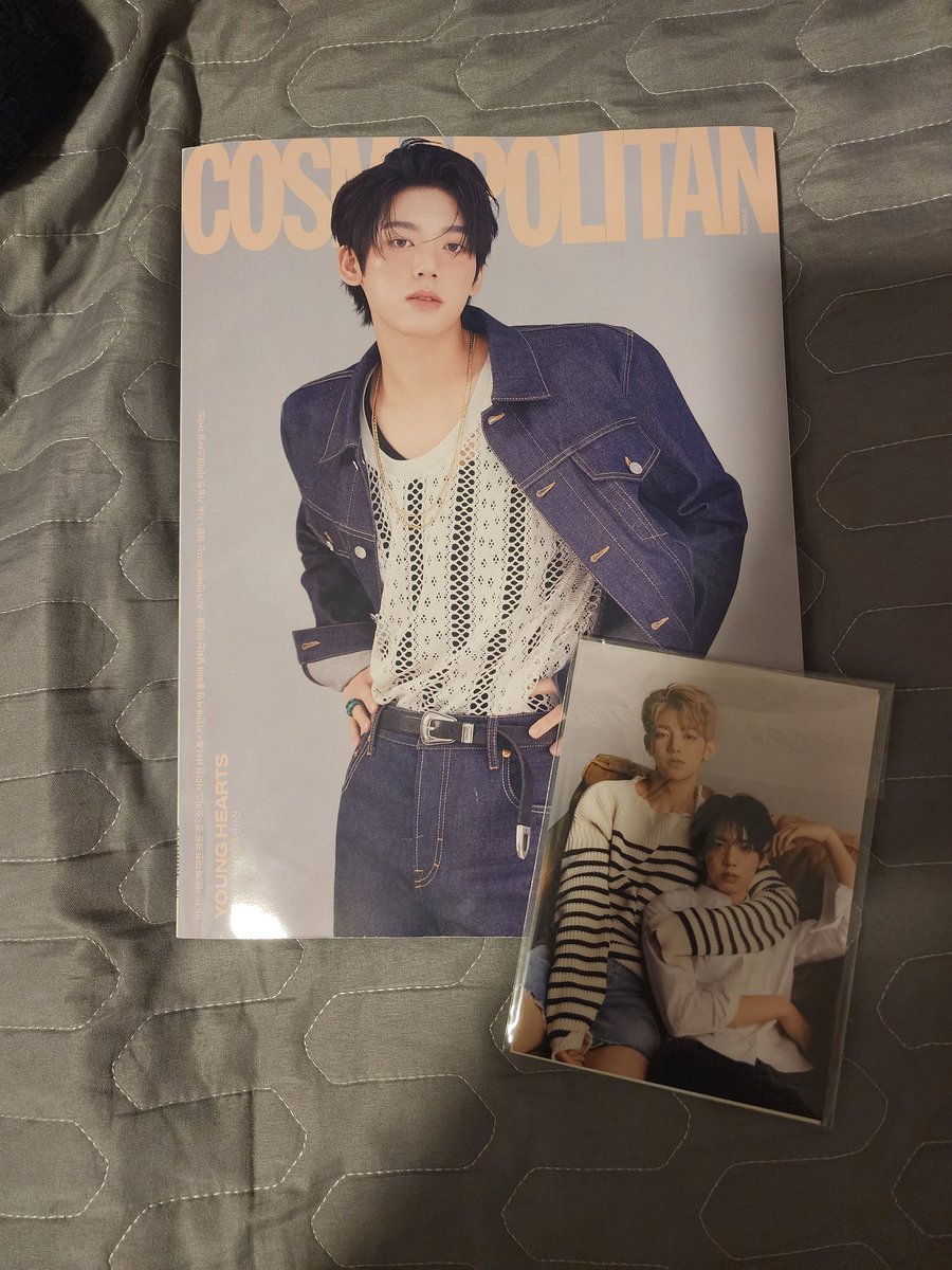 [Help RT] 
WTS Readystock extra Han Yujin Magazine 

📚 RM50 inc postcard in pic 

📘RM25 for Magazine only 

✉️ RM30 for hao yujin postcard only

All exclude local postage 

Pick Up at Bkt Jalil or Meet Up this sat  at #ʙᴀʙʏʙᴜɴɴʏʜᴀɴʏᴜᴊɪɴ cupsleeve event 

#pasarZB1