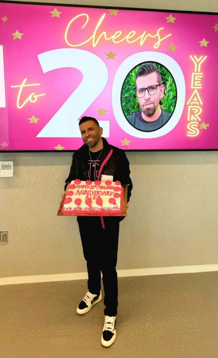 Alexander Alum 🇺🇸 🇵🇷📱🐻⬇️ tweet media