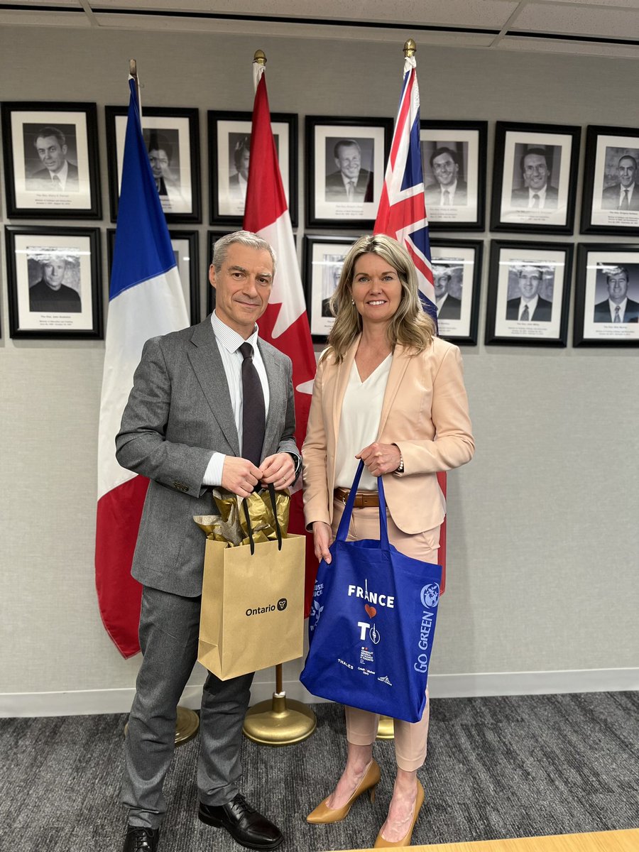 I was pleased to meet with the Consulate General of France in Toronto to discuss opportunities for our governments to collaborate on research exchange opportunities and postsecondary sector partnerships. Thank you for our meeting and I look forward to future discussions.