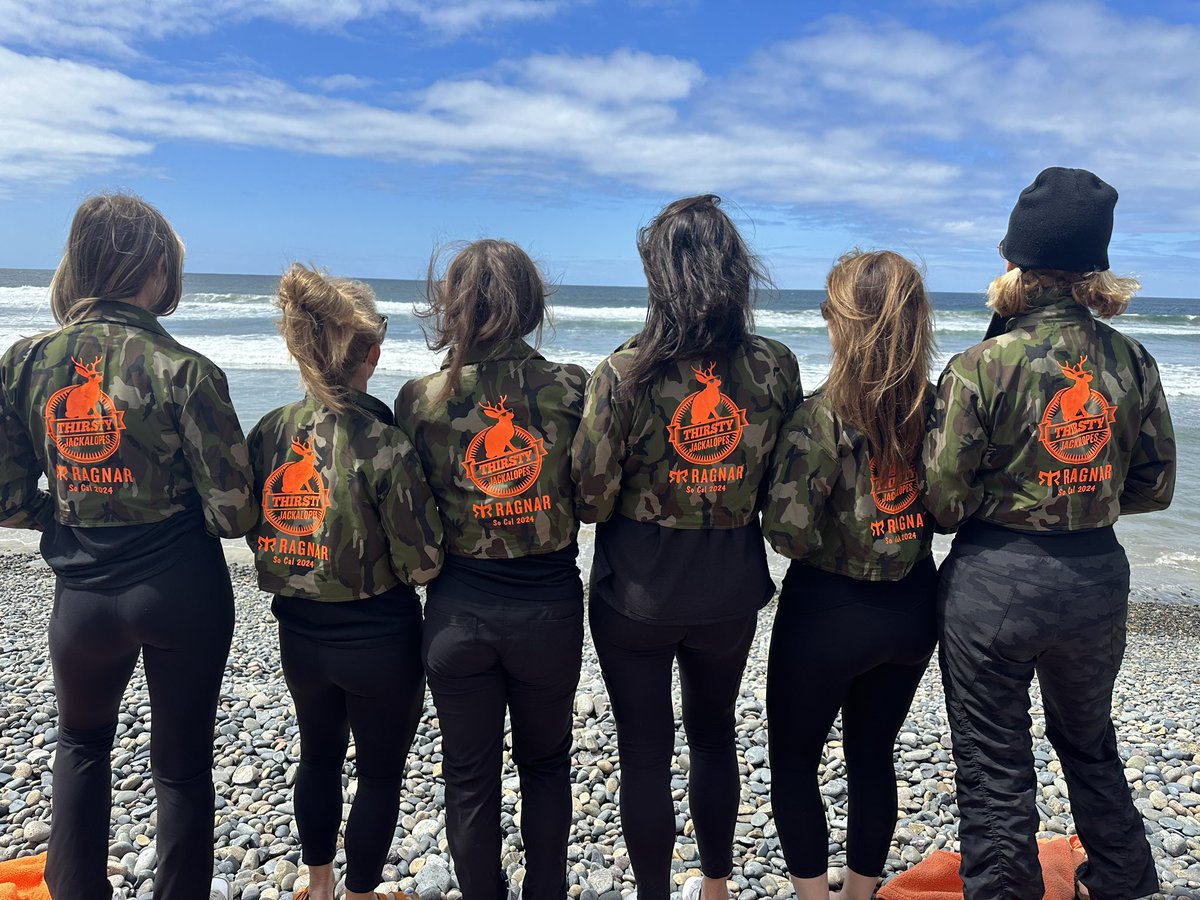 sdjennings's tweet photo. Had a blast running @RagnarRelay #SoCal this weekend with the Thirsty Jackalopes! Lots of laughs, gorgeous ocean views, TRAFFIC, great food, goofy exchange antics and RUNNING! #RunRagnar #MedalMonday https://t.co/tYvxxsehHT