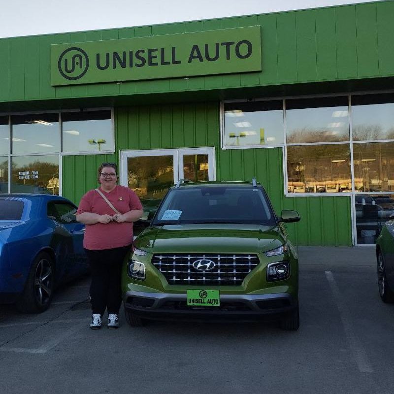 Congratulations Bonnie with the your purchase  on her 2020 Hyundai Venue SEL 4dr Crossover! Welcome to Unisell Auto Family.#unisellauto #Omaha #Bellevue #Papillion #Lavista #Nebraska #Councilbluffs #honda #usedcars #lowmileage #chevrolet #gmc #chrysler #subaru #2020Hyundai