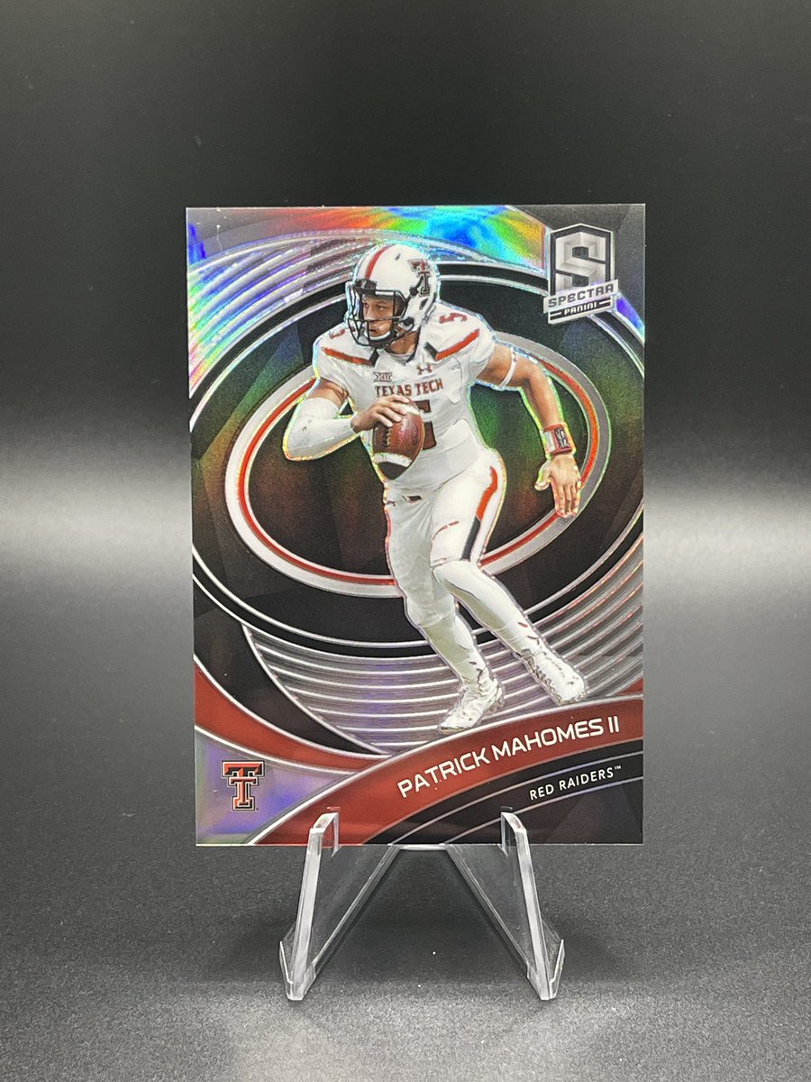 $3 - Patty Mahomes Spectra Silver. **Minor surface scratches 
#TexasTech #KansasCity

#Sats4Stacks #TheHobbyFamily #thehobby #sportscardsforsale #sportscard #NFL  #collectors   @collectorconn19 @PCOregonDucks2 @TheHobby247 @Beescards