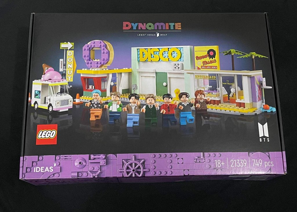 lyzzza_navarro's tweet image. BTS DYNAMITE LEGO
SEALED!

P5,000

BTS PH WTS LFB PH

❗️ONHAND❗️

✅ SDD
✅ Shopee Checkout
✅ JNT, LBC

PM for INQUIRIES 🫰🏻 

#jm13sells
RM Jin Suga Jhope Jimin V Jungkook