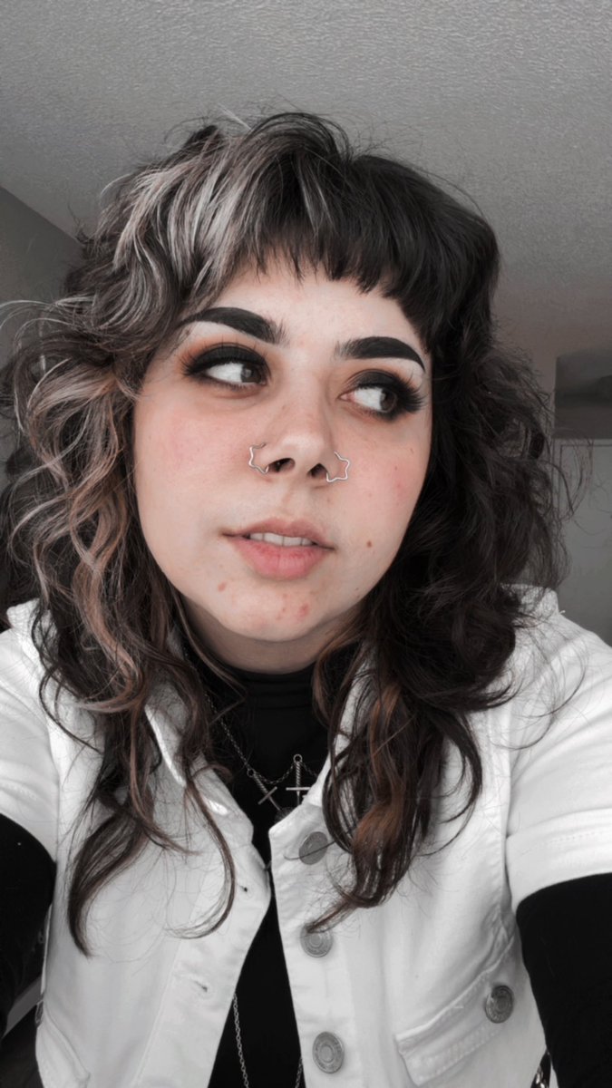 cryptid 🦇 tweet media