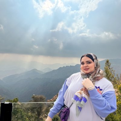 nohairalaa's tweet photo. #NewProfilePic https://t.co/MrVc9HzdS2