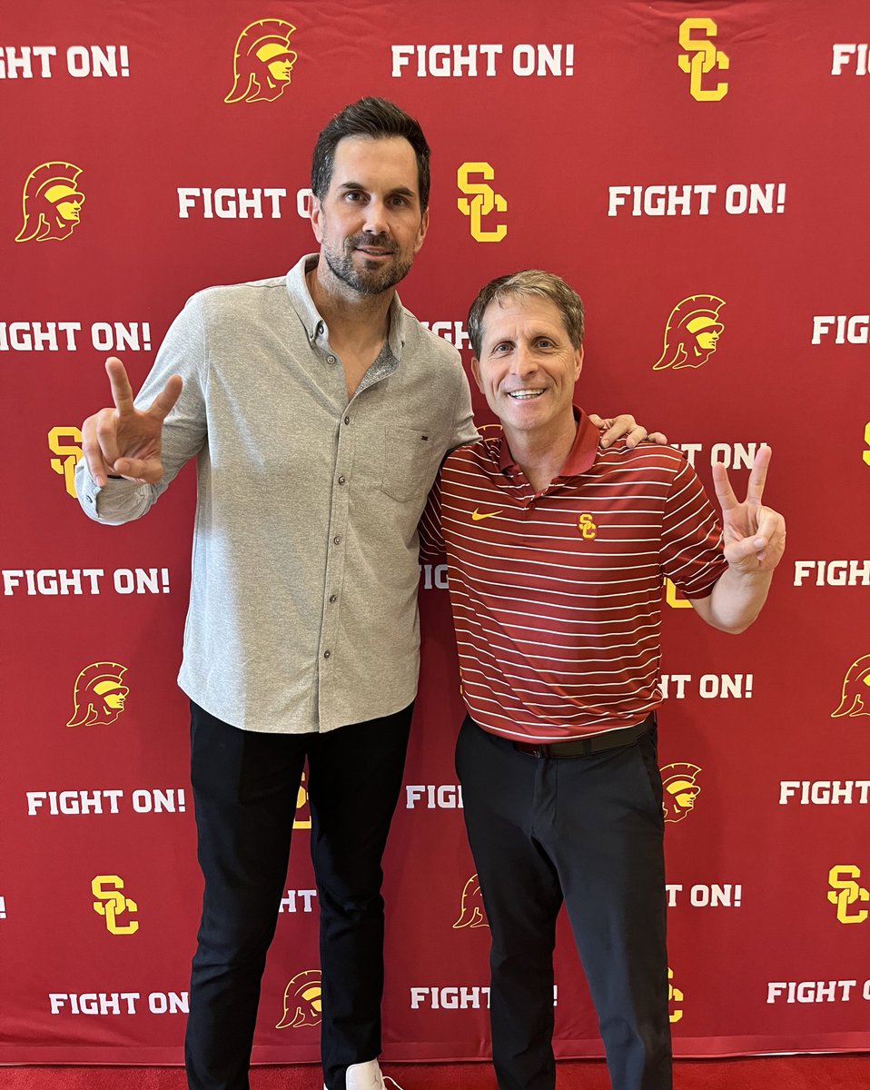 Awesome time catching up with @MattLeinartQB #FightOn ✌️