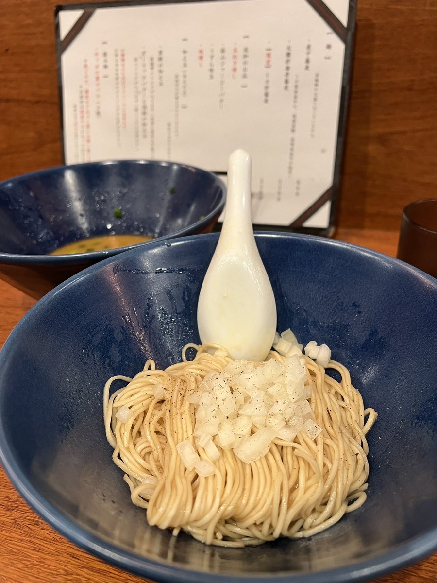 NO532310091's tweet photo. 久しぶりの横浜アソビルの丿貫。
以前来た時はやばいくらいに味が落ちてたけど今回は復活してた。
なによりだわ。 https://t.co/Tct4avWBFI