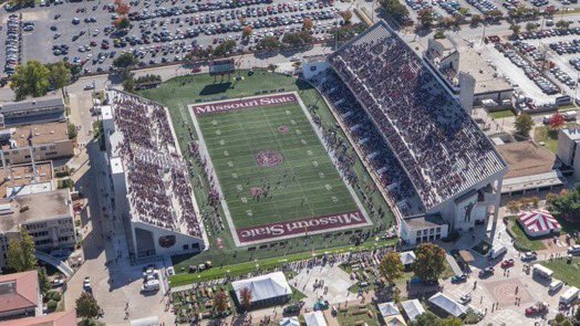 Carmellowillia's tweet photo. I'm blessed to say I've received my first D1 offer today. Thank you @Ry_Beard @Coach_Dennison and @MOStateFootball #ALLIN @hale_football
@coach_irvin23 
@Josh_Scoop
@PrepRedzoneOK 
@247Sports
@PrepRedzoneOK https://t.co/IA4Nhs7Mp2
