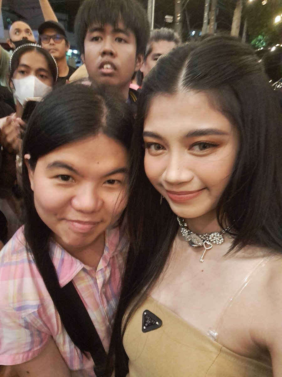 xandz34's tweet photo. Nice to see you again... ๐
Thank you for remembering me , Charlotte and Angela ๐ฅฐ๐ซถ๐คฉ
Coincidence meet with #kaia #kaiaph #KAIA_PH at @wish1075
@KAIA_Members @KAIAOfficialPH https://t.co/ARGFKlmdoS