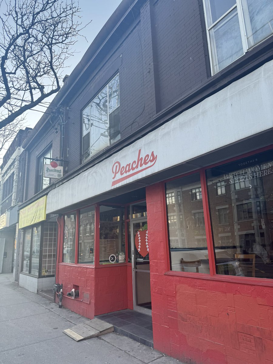 SavHamilton11's tweet photo. If you’re ever looking for a spot to watch women’s sports… you gotta check out ‘Peaches’ - it’s a women’s centred sports bar! https://t.co/uBlAaPm6zx