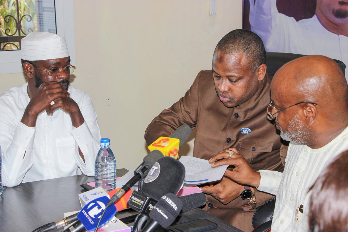 Collectif 2M tweet media