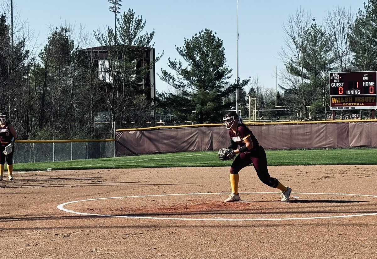 WJ Softball earned its 7th victory of the season with a 2-0 victory over Green. @natalie_susa had a career high 19 K’s + only allowed 2 hits @BrooklynMa76606 launched another HR to score our 2 runs. @mcgeemckayla went 3-3 with a double #WJSoftball #LetsBeLegendary