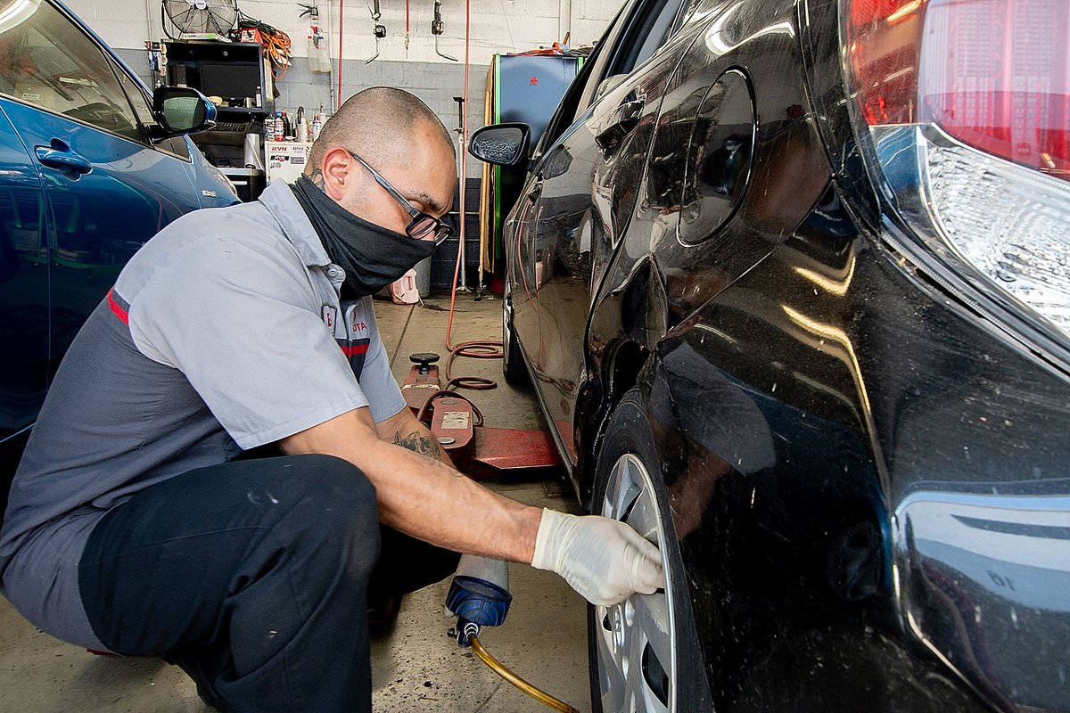 ToyotaSM's tweet photo. Attention to detail matters! 🔍 

From tire tread depth to wheel alignment, it's the little things that keep you safe on the road. Get your tires checked by our expert team this week.

Schedule your visit: https://t.co/AVxTkgAi5N
#ToyotaTires #SafetyFirst https://t.co/kVqL9ky5eb