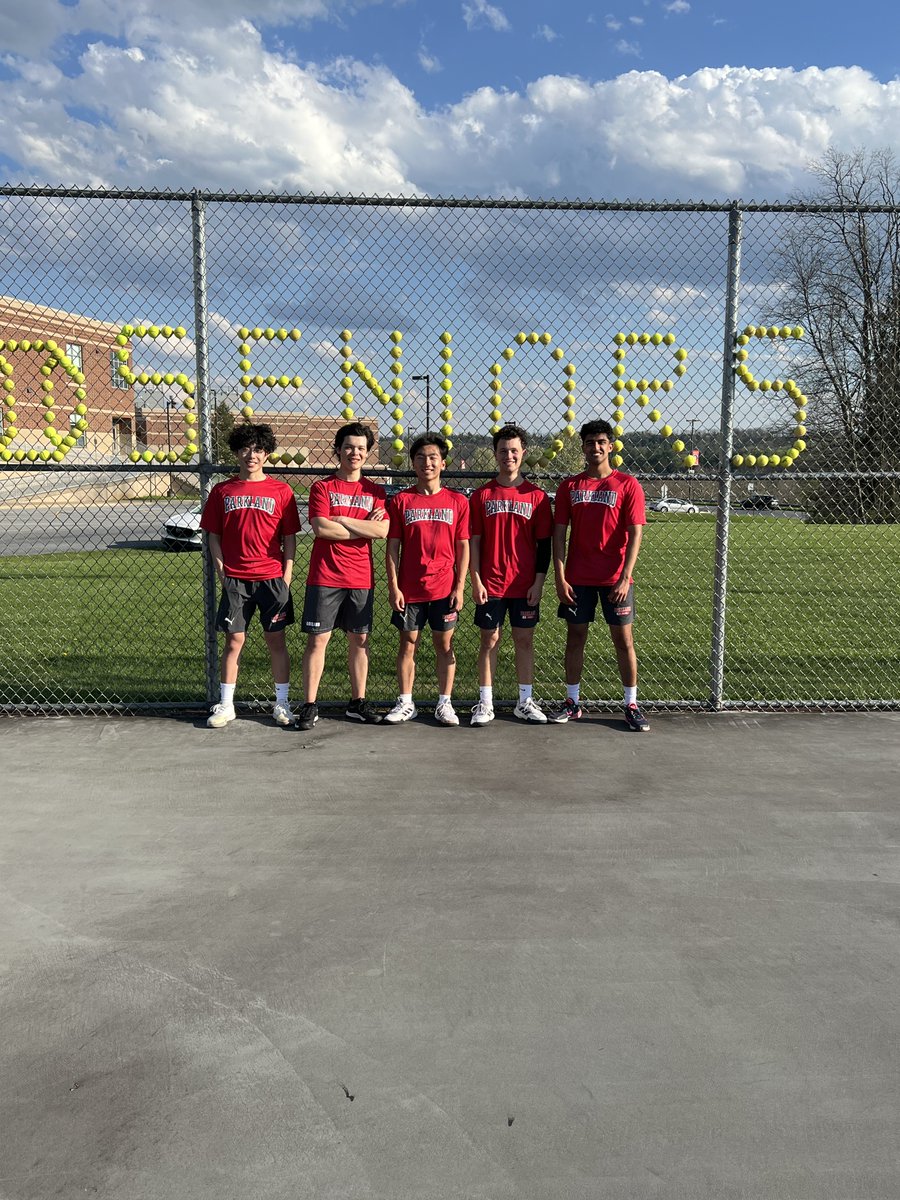 Congrats to our senior boys tennis players Left to Right, Eric Jin, Tommy Gilchrist, Yechan Cho, Matt Ringold, Ojas Karandikar.  We are very proud of you.