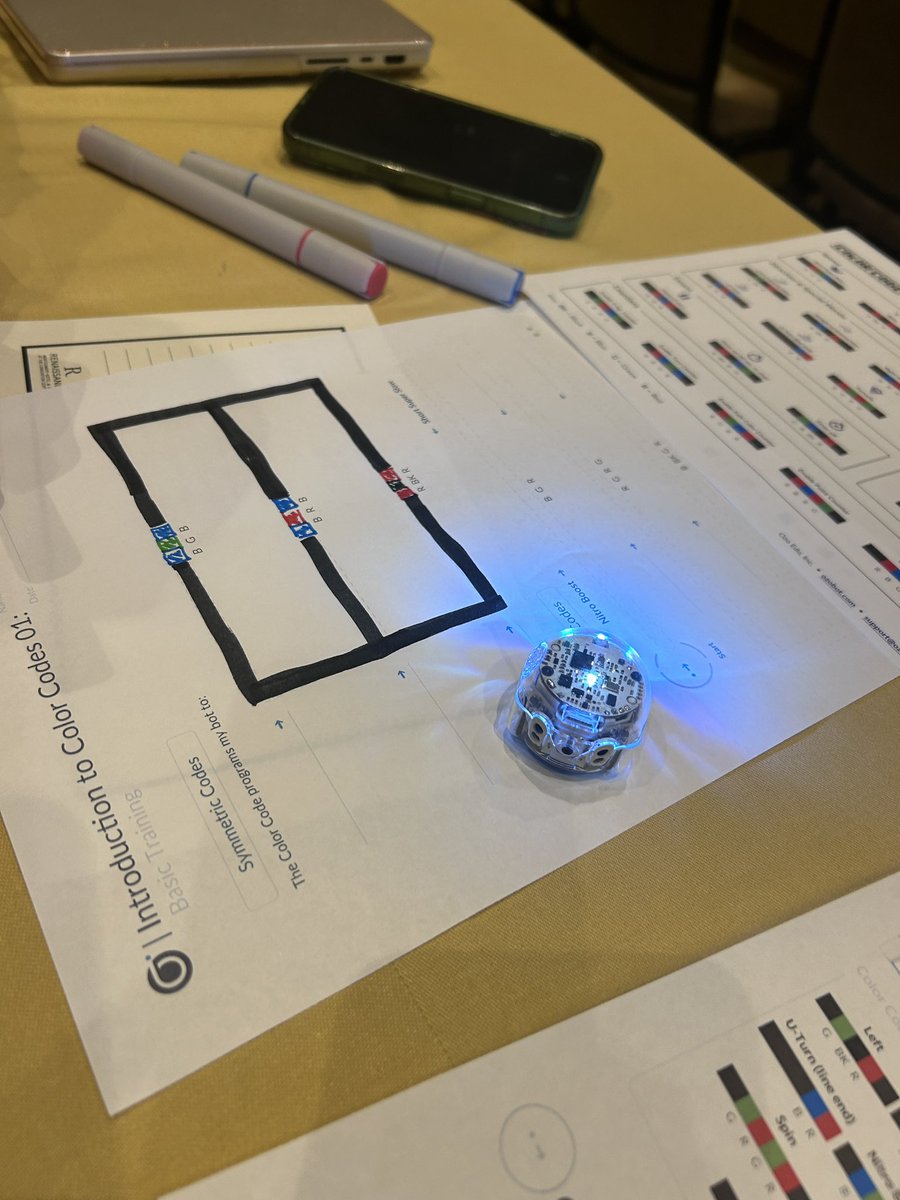 Great day at the Governor's Computer Science Summit! I attended an @Ozobot session lead by @edlhuber @ALSDEEdTech