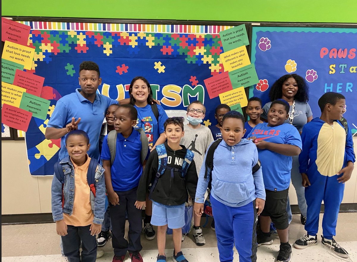 shadowbriares's tweet photo. #SHADOWBRIARAUTISMBLUEOUTDAY2024
#Schoolchoice #SteamMagnet #ShadowbriarES https://t.co/glko1uP86g