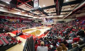 Samdonald32's tweet photo. After a great conversation with Coach Barone, I am grateful to receive an offer from SIUE! @SIUEMBB @CHSEaglesHoops @GatewayBBall https://t.co/zZ0cADS7oN