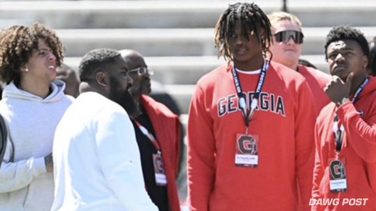 The Dawgs are rolling on the recruiting trail. Need the latest #UGA recruiting news? Read the insider details on several MAJOR Bulldog targets on Dawg Post dawgpost.com/s/6404/uga-foo…