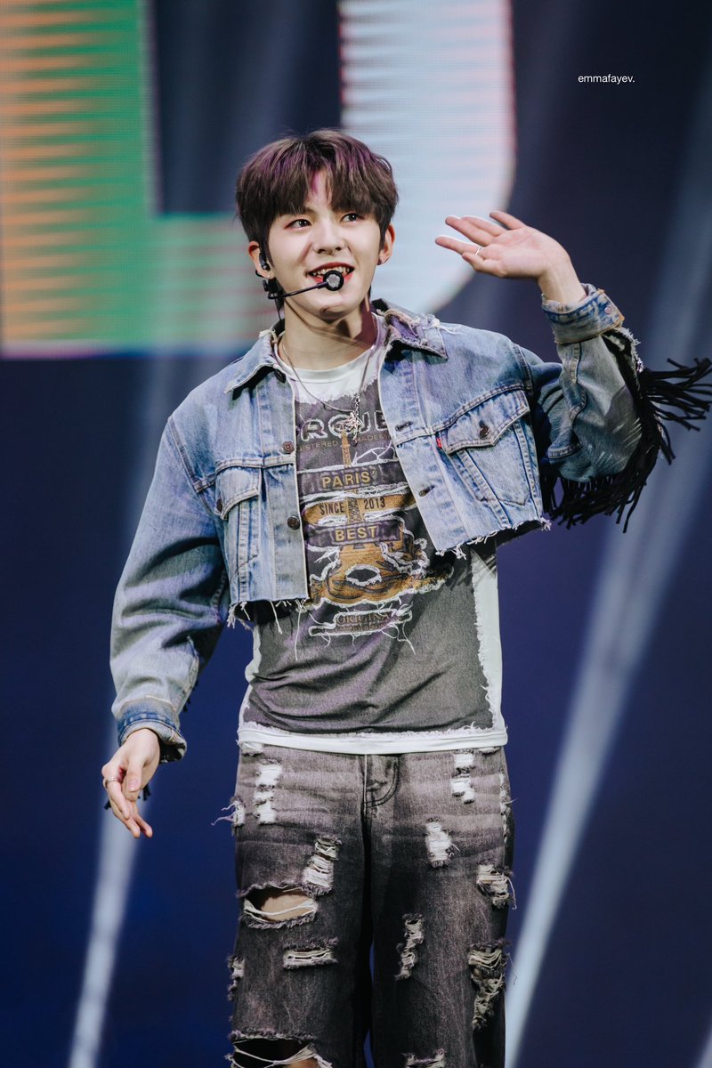 emmafayev's tweet photo. 240410 β NXD Ikumi Hiroto γγγ νλ‘ν (δΊζ±² ε€§ηΏ), ONEUS 2nd World Tour 'La Dolce Vita' in Los Angeles
#NXD #NeXtiDentity #NXD_JUMP #OneusinUS #OneusinLA #La_Dolce_Vita #OneusWorldTour https://t.co/krmrfNAC6J