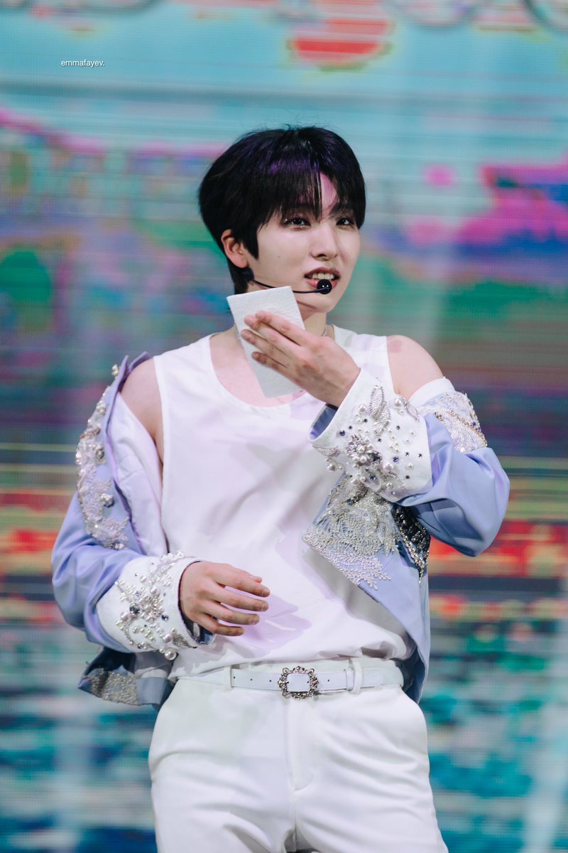emmafayev's tweet photo. 240410 β Oneus Lee Seoho μ΄μνΈ, 2nd World Tour 'La Dolce Vita' in Los Angeles
@official_ONEUS
#ONEUS #OneusinUS #OneusinLA #TOMOON #μμ΄μ€ #La_Dolce_Vita #OneusWorldTour https://t.co/hr5VzK1AyN