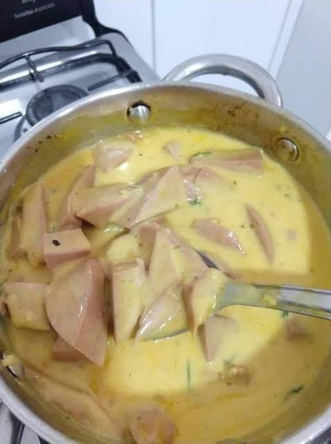 hertzzsigil's tweet photo. Janta de hoje tá como??? Logo estrogonofe de mortadela 🔥🤤 https://t.co/ciyBUm7Cxc
