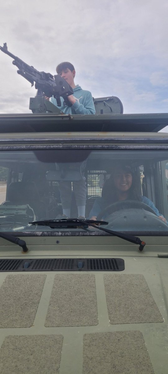 CKRHS_O2 tweet media