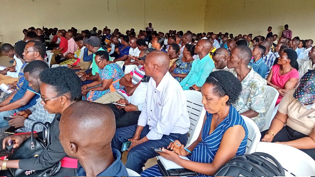 💥Great support for GCV in Burundi: Faith in the future of Pi Network.🇧🇮 🔥It's great to see the Pi Network community in Burundi, Bujumbura province showing great support for GCV through the event of paying for goods with Pi according to GCV 314,159USD. Their excitement shows
