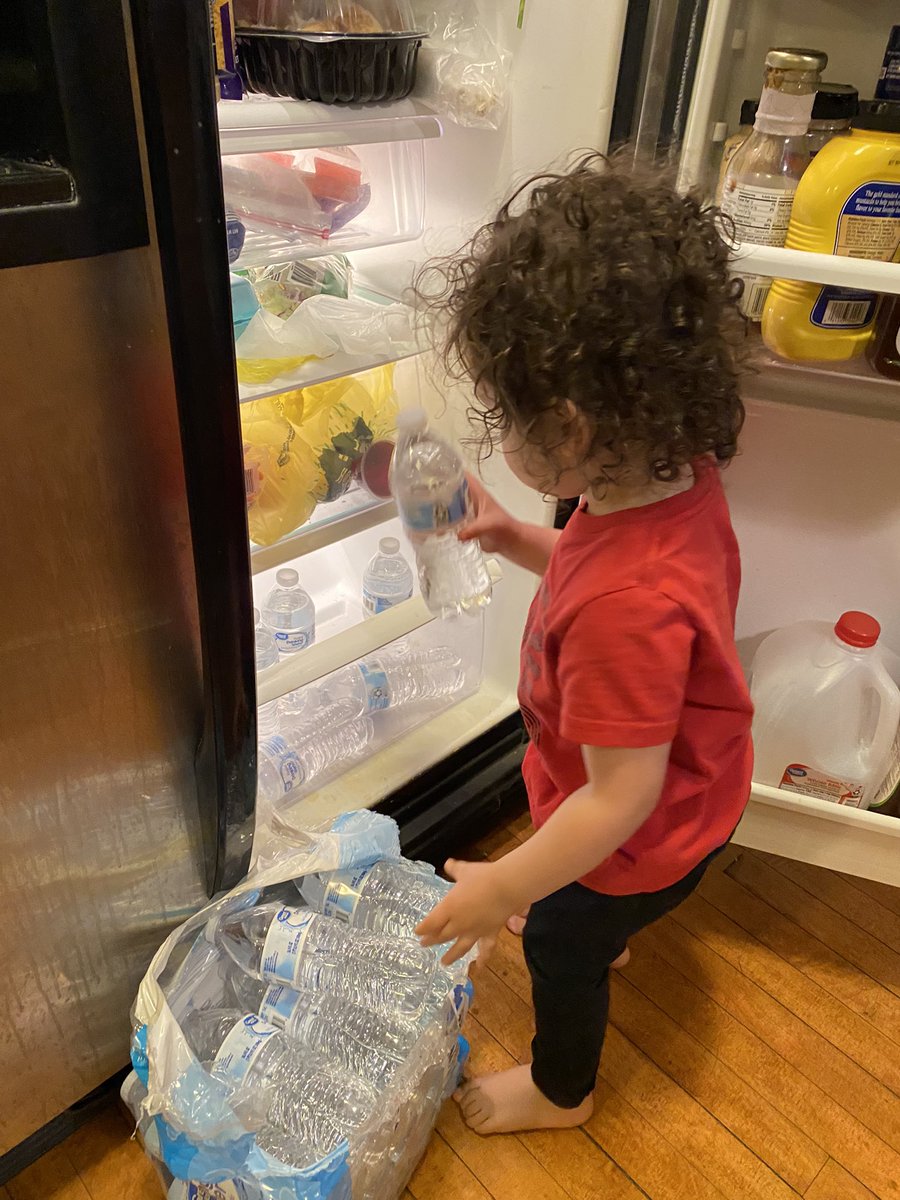 Putting my 2 year old handy helper to work 🥰