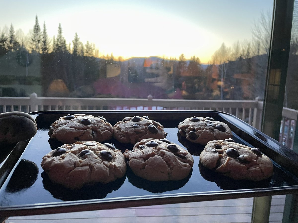 jess824's tweet photo. #cookiesarealwayssweeteronvacation #northcountry https://t.co/xGW0WI2jnh