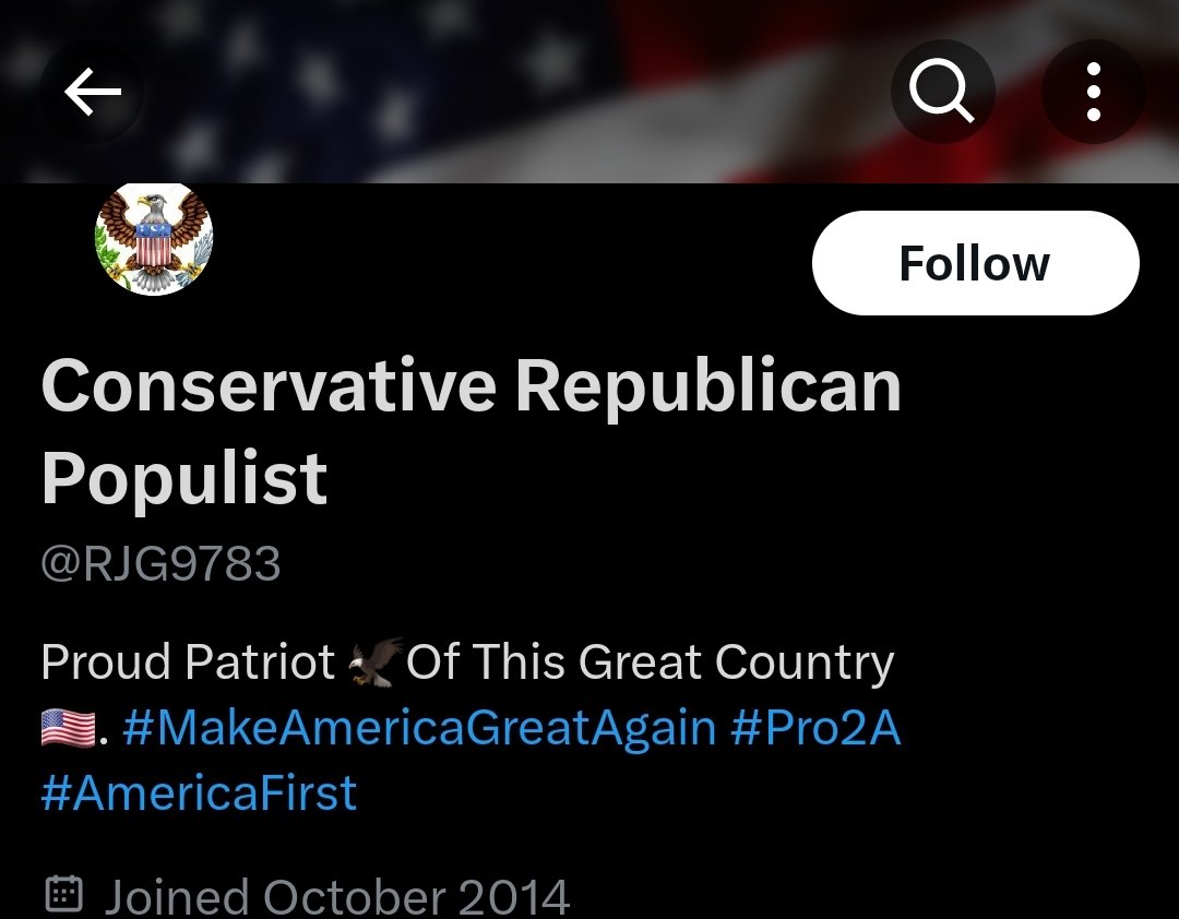 girllyfan's tweet photo. Depending on the election season, here's an example of how some of  these "Democratic Socialists"  accounts (April 2020) on this platform were actually r-wing/bot farm/automated all along, and set up to continue the chaos ( currently). #Bogus #ChaosandConfusion https://t.co/8PcY7IQ2Ht