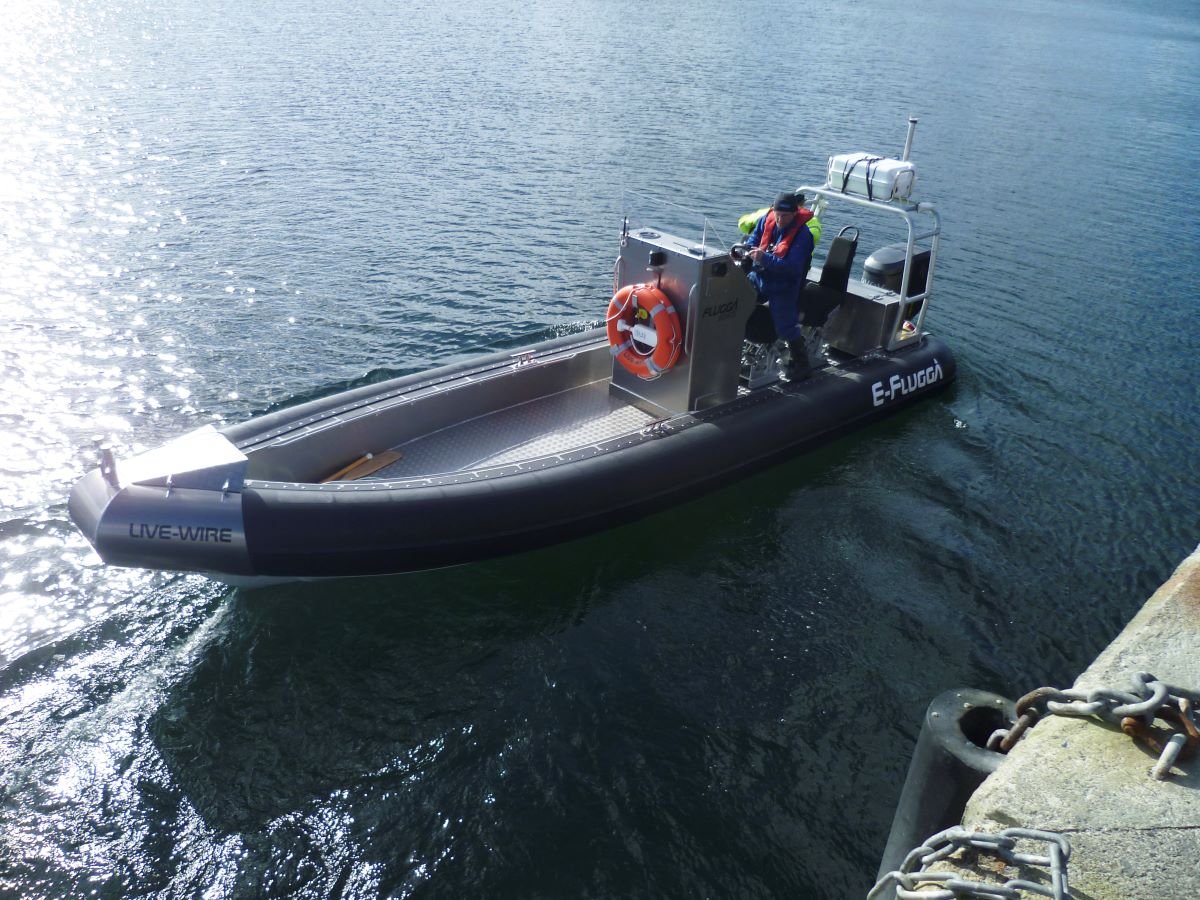 Unst Inshore Services Ltd are exhibiting the 100% electric Fluggaboat again at Aquaculture UK 2024. fishfarmermagazine.com/2024/04/15/rea… #UnstInshoreServices #FluggaBoats #electricboat