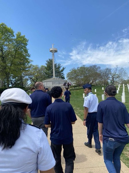 A group of our cadets attended the Bucks County Tour of Honor to Washington D.C. Our Color Guard presented the Colors during a ceremony that took place on the trip. @MuhlHighSchool @MuhlJuniorHigh @muhlsd