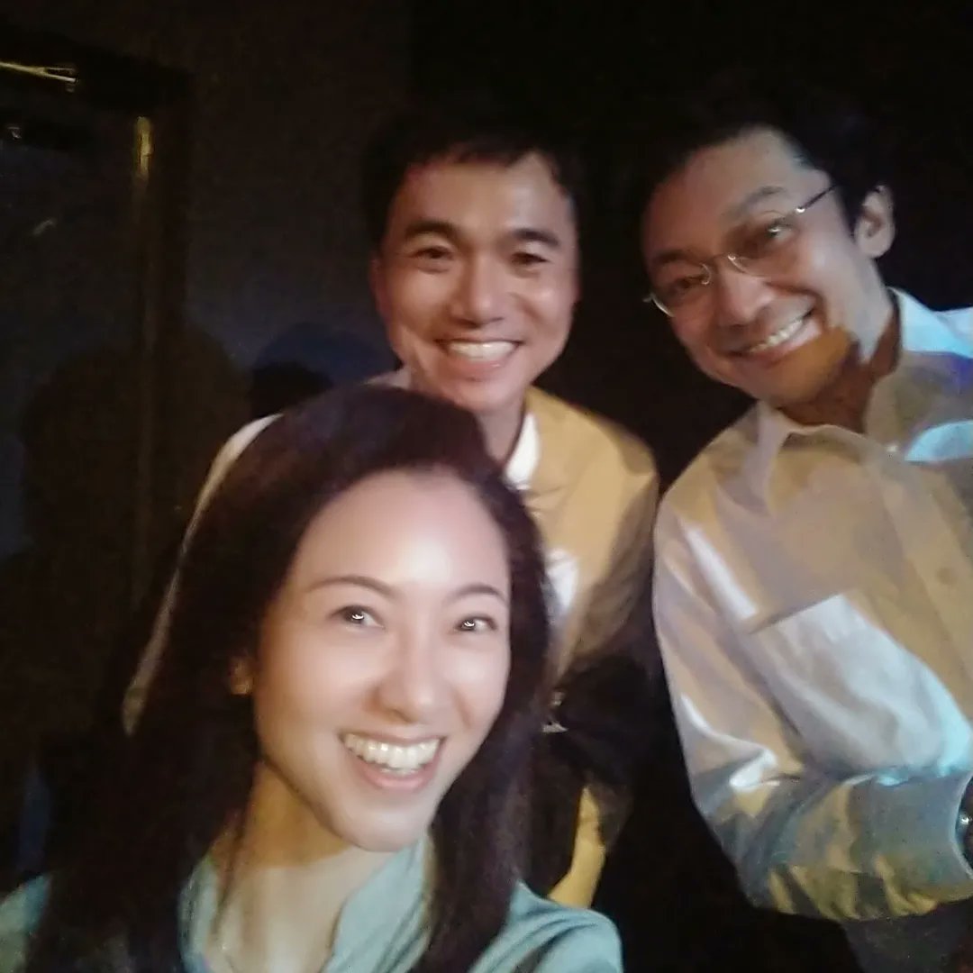 gi_ryoko's tweet image. #ふくふくや #高田の棺 観劇🎶
大好き #久保田磨希 ちゃん
#津村知与志 さん
#清水伸 さんご出演🎉
清水さんオトボケ爆裂～(笑)🌋
オモロ二枚目津村さんッ🤭
磨希ちゃんの隠れた&amp;lt;オンナの凄味&amp;gt;にドキドキ💓
磨希ちゃんスケールの大きさを
ヒリヒリと感じる至福の時間😍
下北沢へ～17(水)まで🍀
#魏涼子