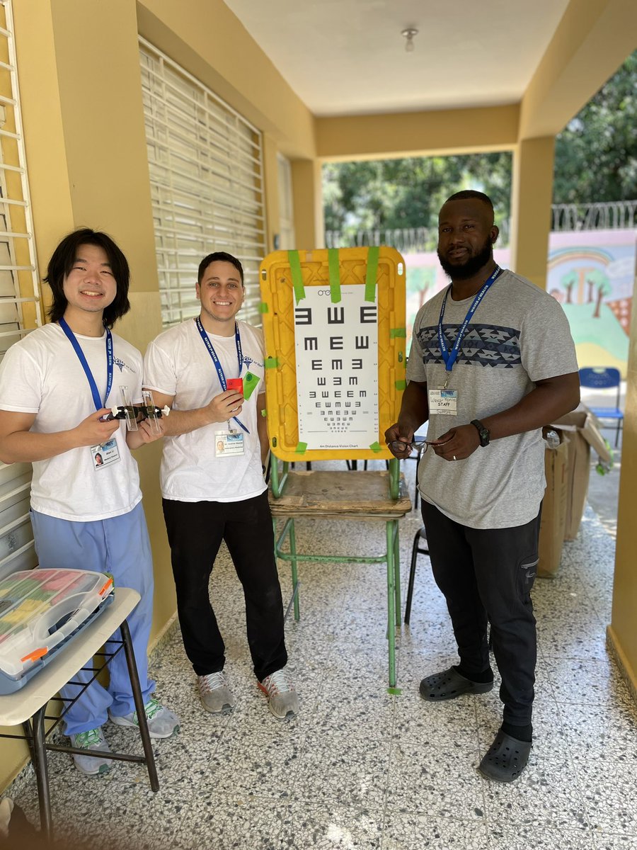 AndrewShanes's tweet photo. No better way to finish medical school than by traveling back to the Dominican Republic with @wavesofhealth to serve over 2000 patients near the Haiti border. Global Health/Disaster Medicine have become true passions of mine these past 4 years and I can’t wait for my next mission https://t.co/YHZmGxOPNu