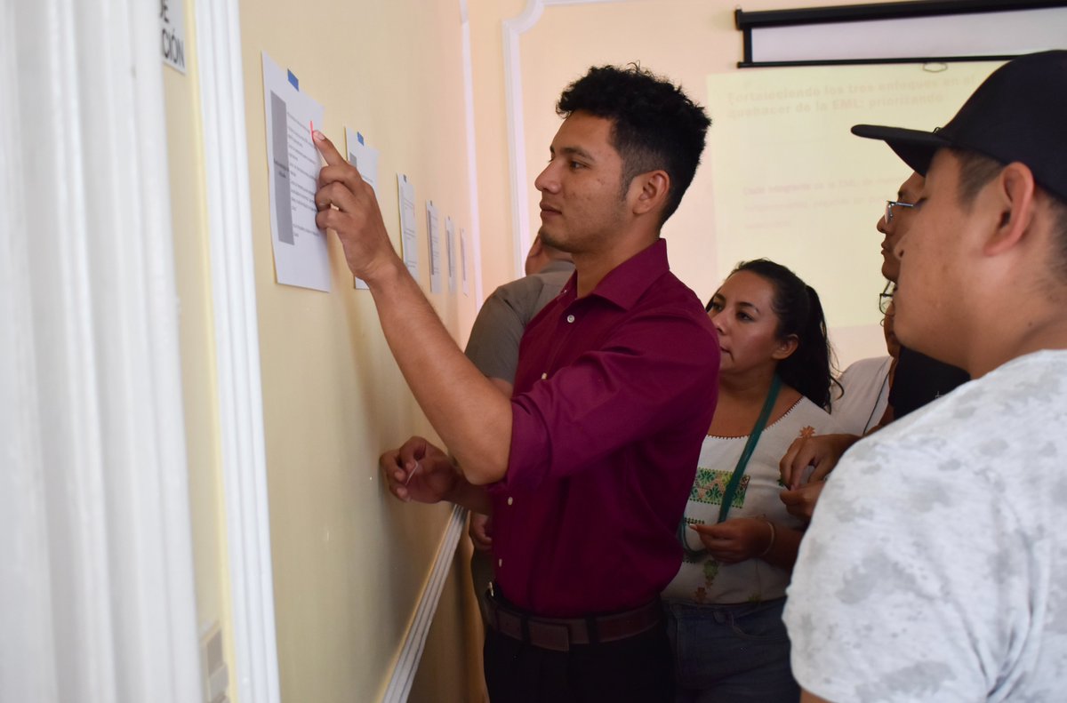 🌱✨En el encuentro con la Escuela Mesoamericana de Liderazgo presentamos los hallazgos de la consulta sobre género, juventudes e interculturalidad realizada en Guatemala, Honduras, México y Panamá, para fortalecer estás perspectivas en su plan de formación.