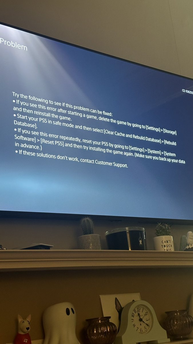 Chriscubekelly's tweet photo. @BethesdaSupport I’ve also tried these recommendations too losing all my downloads, luckily not my saves. https://t.co/fjoP8BKtR3