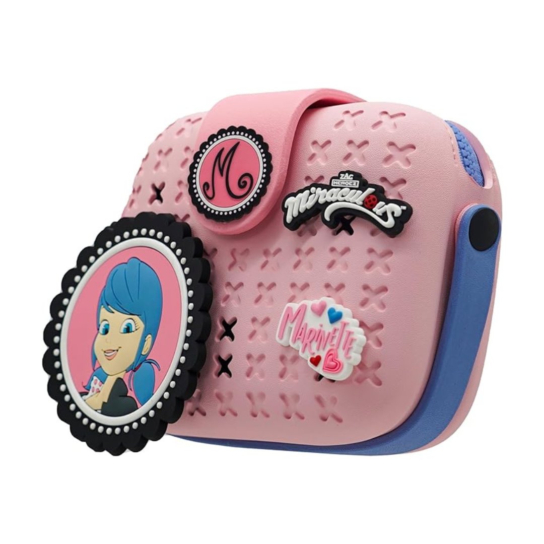 BeMiraculousLB's tweet photo. 🐞Dive into the world of Miraculous with these Pop n' Swop bags! Customize with badges, offering endless style opportunities.
🎯Find it at @Target and @Amazon in the U.S. 🇺🇸
🌎Rest of world at https://t.co/Xg92NIg88v
#ladybug #catnoir #marinettedupaincheng #popnswop #wyncor https://t.co/qC6Vv0OAdg