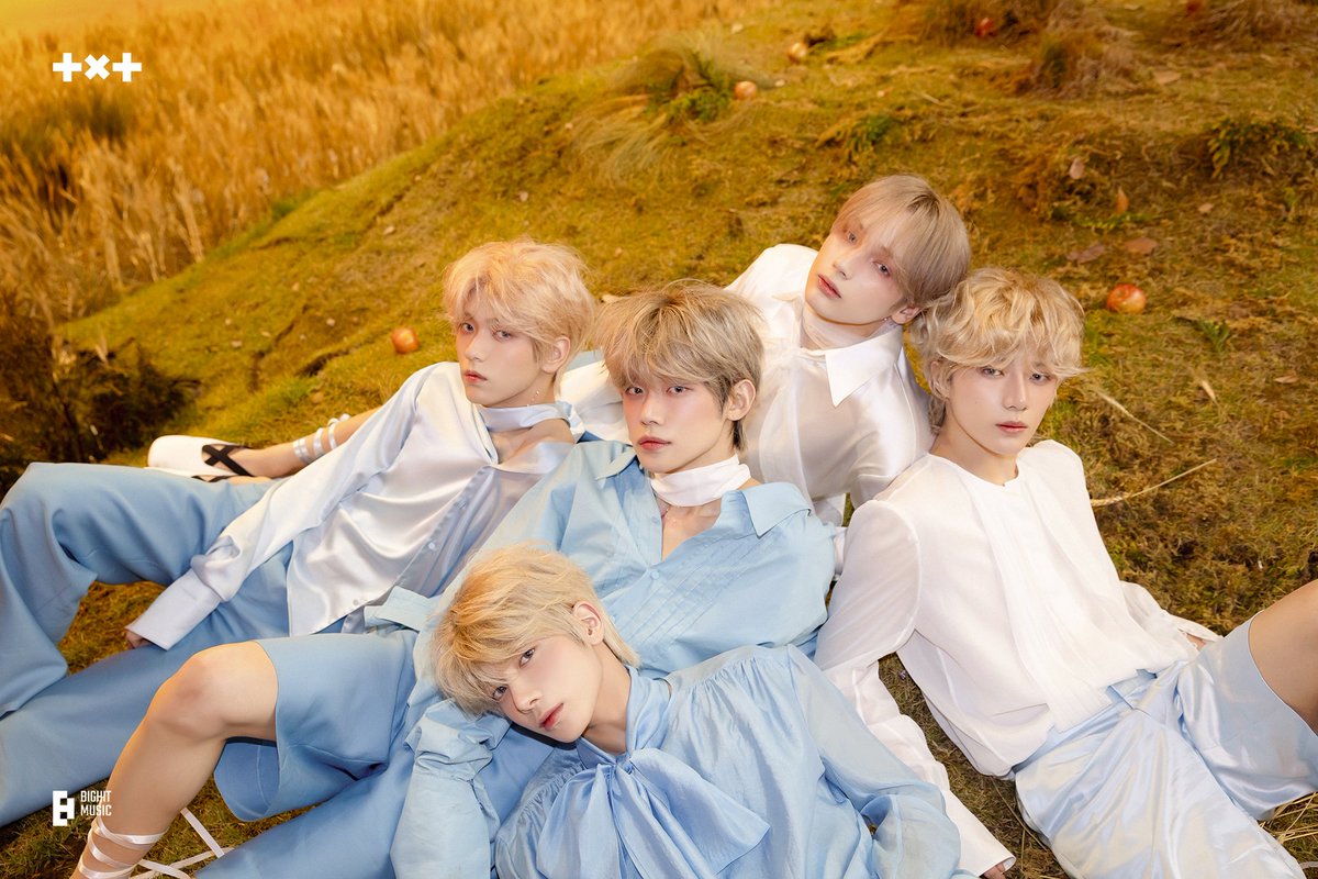 TXTChartData's tweet photo. .@TXT_members becomes the first kpop act to reach #1 on both Billboard Artist 100 &amp; Billboard Japan Artist 100 in 2024. https://t.co/QwZKdFNs39