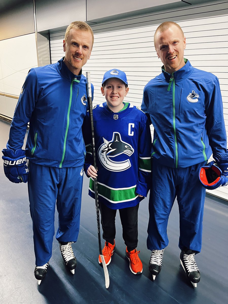 Last week was extra special as we welcomed Scott and his family from @MakeAWishBCYK to the arena for our game vs Vegas. 💙 From catching morning skate to hanging out with his heroes, Quinn Hughes and the Sedin twins, the day was filled with unforgettable moments.