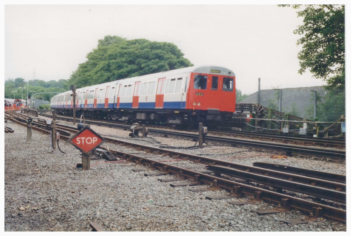 5191 at Rickmansworth at 14.40 on 31st May 1999. @networkrail #DailyPick #Archive @TfL