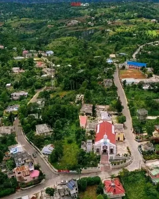 La Vallée-de-Jacmel, dans le département du Sud-est. #Haïti 📍🇭🇹
.
.
.
.
#haitiancreator #fypシツ #ayitibiyografi #HaitianExcellence #BOOMchallenge #haitianculture #haitianfood #haitianmusic #haititourism #Haiti #Haitiano #ayiticherie #AyitiPapPeri #Ayitisakapfet